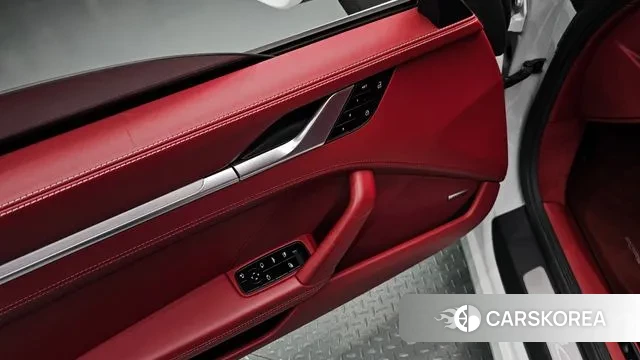 Porsche 911(992) id 3023152 из Кореи 9