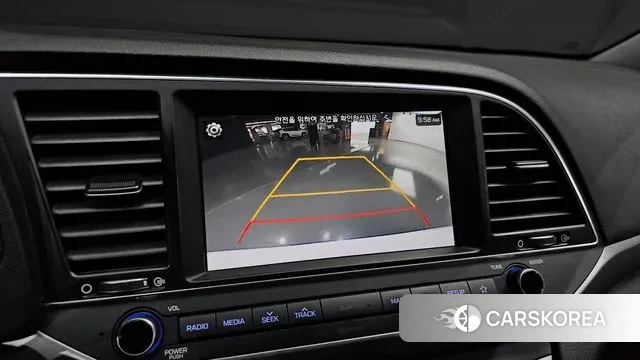 Hyundai Avante AD id 3651786 из Кореи 9