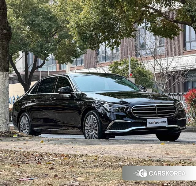 Mercedes-Benz E-class id 4374482 из Китая 9