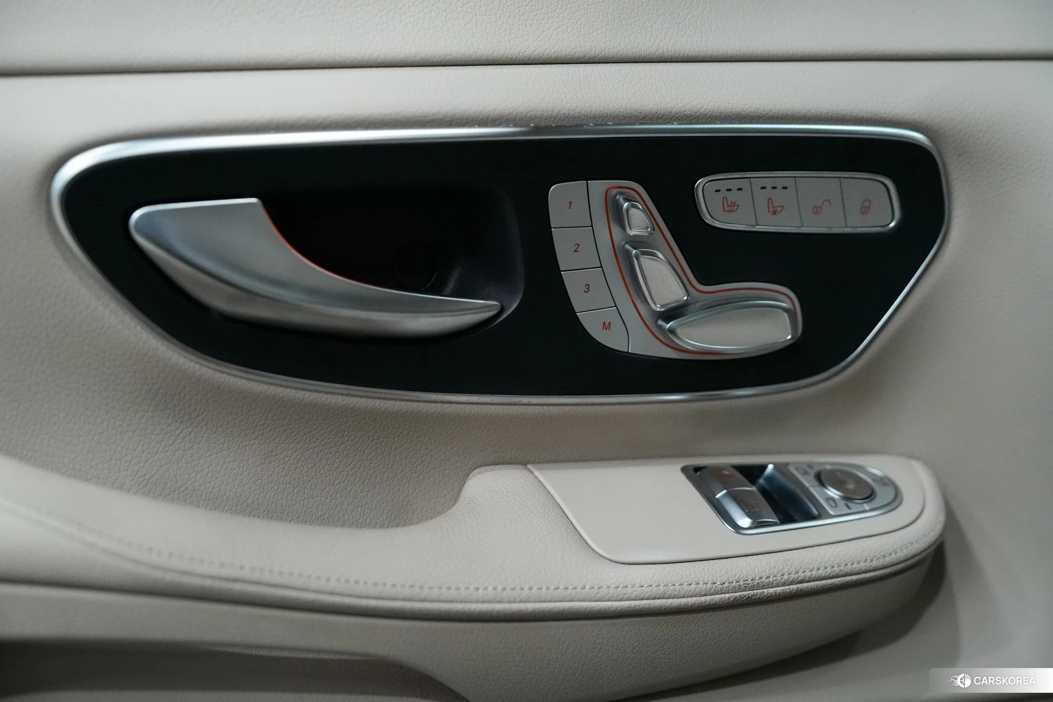 Mercedes-Benz V-class id 4487553 из Китая 9