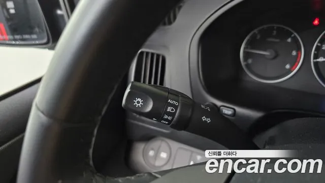 Hyundai The New Grand Starex id 2631881 из Кореи 9