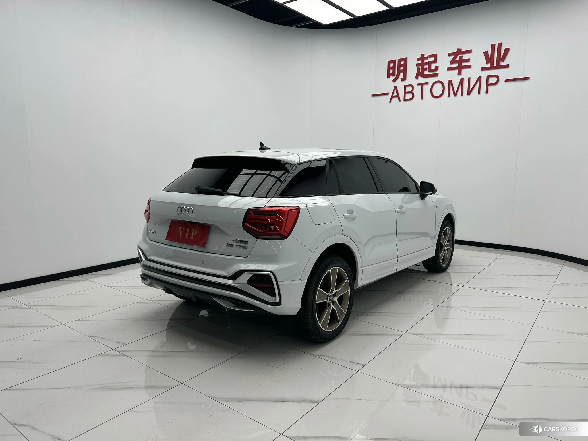 Audi Q2L id 4493141 из Китая 9