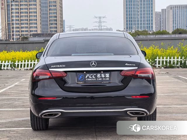 Mercedes-Benz E-class id 4220030 из Китая 9