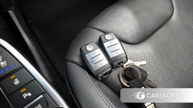 Kia Niro EV id 4907415 из Кореи 9