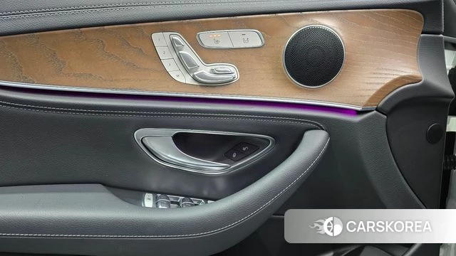 Mercedes-Benz E-Class W213 id 3828757 из Кореи 9