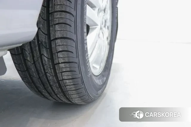 Hyundai The New Grand Starex id 3597907 из Кореи 9