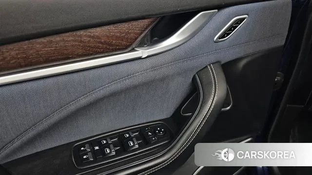 Maserati Levante id 3708541 из Кореи 9