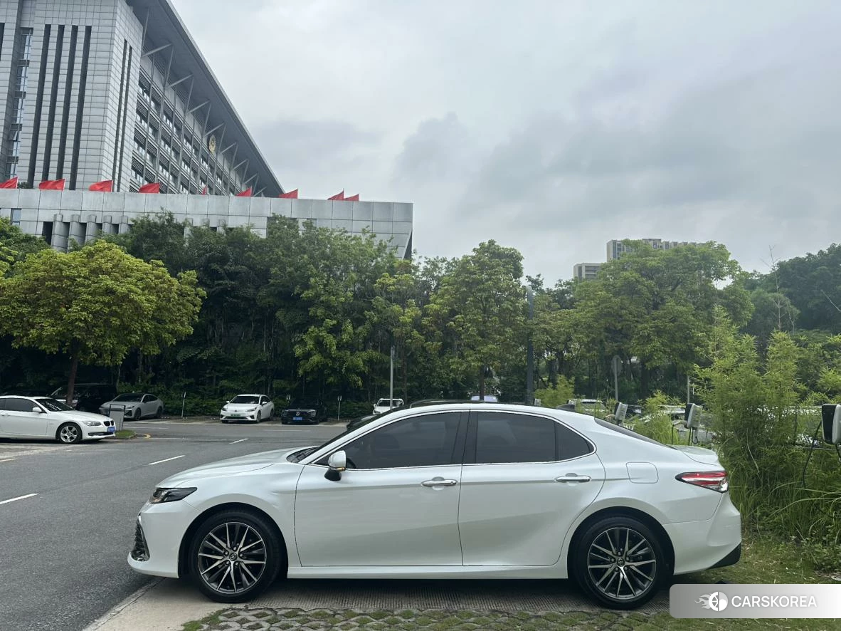 Toyota Camry id 4454371 из Китая 9