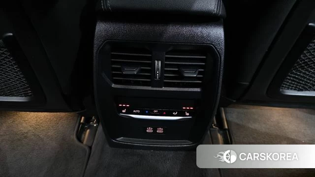 BMW i4 id 3922248 из Кореи 9