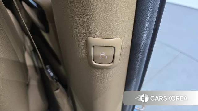 Kia The New Carnival id 4246206 из Кореи 9