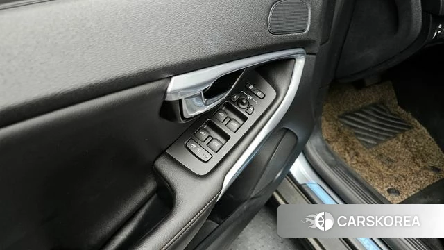 Volvo V40 Cross-Country id 3845460 из Кореи 9