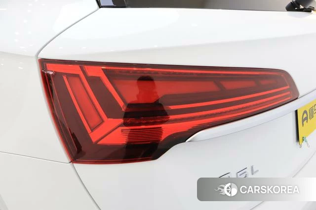 Audi Q5L id 4273671 из Китая 9