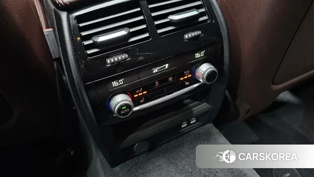 BMW 5 Series (G30) id 3028365 из Кореи 9