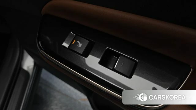 Toyota Crown Crossover id 4185450 из Кореи 9