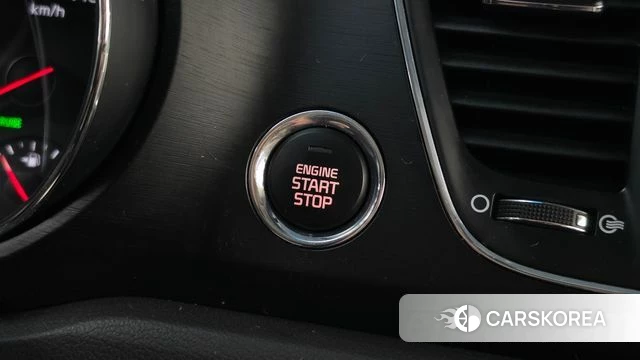 Kia All New Carnival id 4521048 из Кореи 9