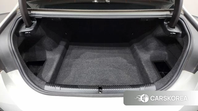 BMW 5 Series (G60) id 4201148 из Кореи 9