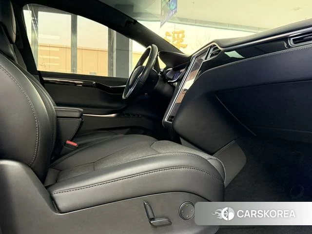Tesla Model X id 4208442 из Китая 9