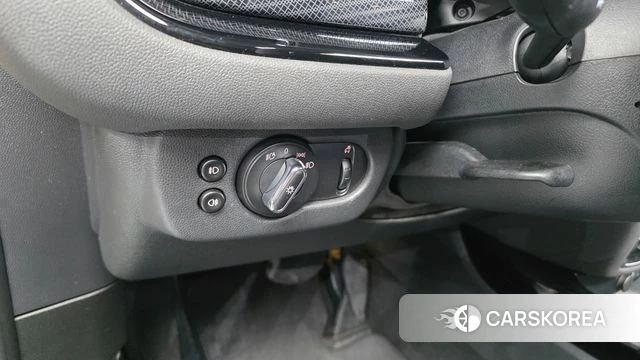 Mini Cooper D Clubman id 4542626 из Кореи 9
