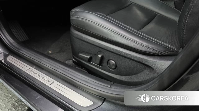 Hyundai The New Grandeur IG id 4750371 из Кореи 9