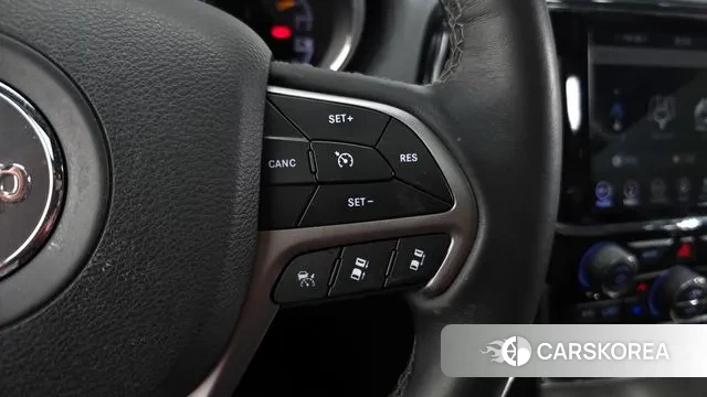 Jeep Grand Cherokee id 3368613 из Кореи 9