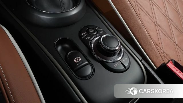 Mini Cooper S Countryman id 4195461 из Кореи 9