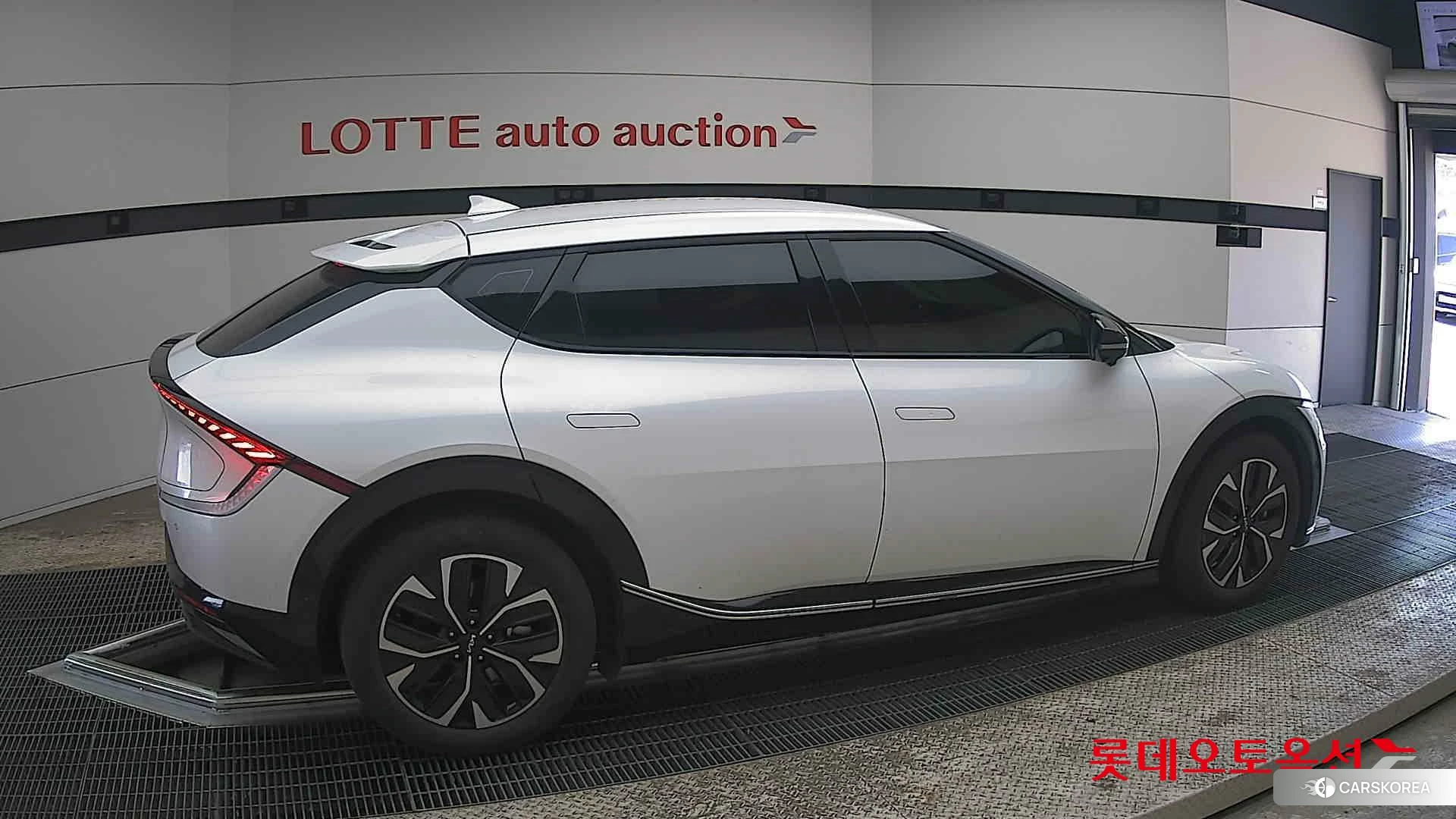 Kia EV6 id 3882151 из Кореи 9