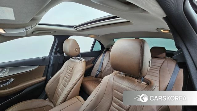 Mercedes-Benz E-Class W213 id 4305123 из Кореи 9
