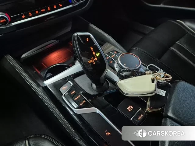 BMW 5 Series (G30) id 3789370 из Кореи 9