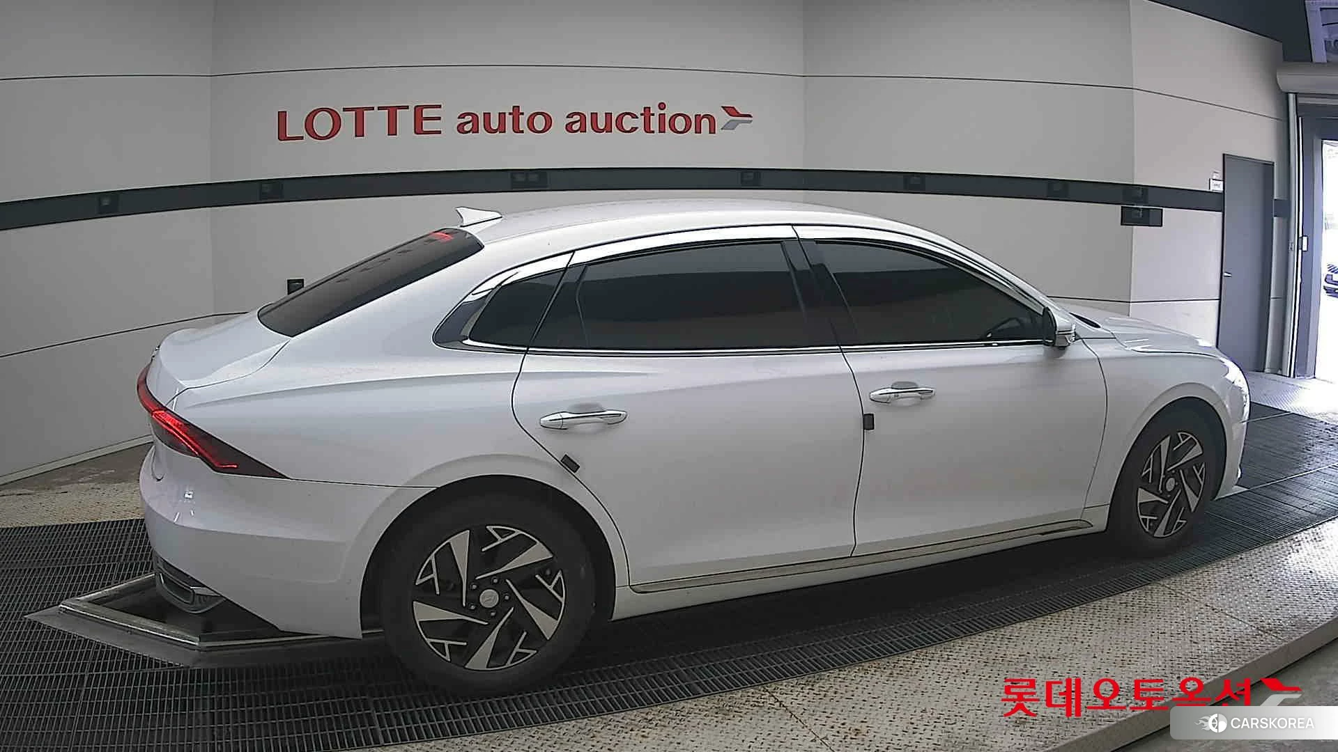Hyundai Grandeur Hybrid id 4664263 из Кореи 9