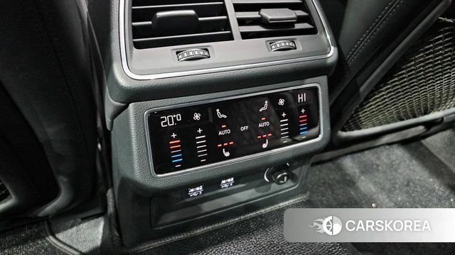 Audi S7 (4K) id 4446437 из Кореи 9