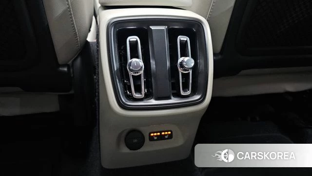 Volvo XC40 id 3909451 из Кореи 9