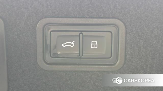 Audi A8 (D5) id 4676647 из Кореи 9