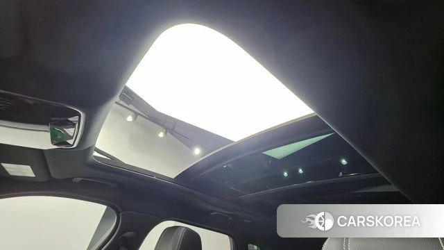 Land Rover Range Rover Velar id 4717129 из Кореи 9