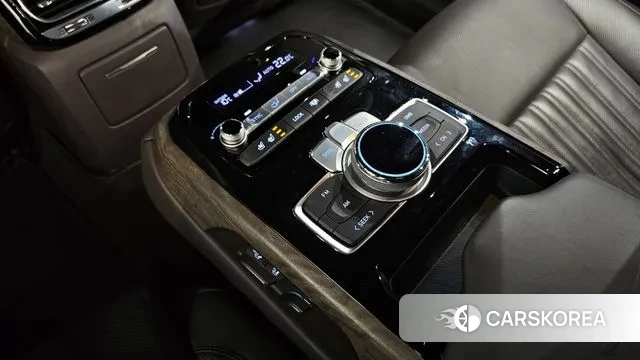 Genesis G90 id 3578462 из Кореи 9