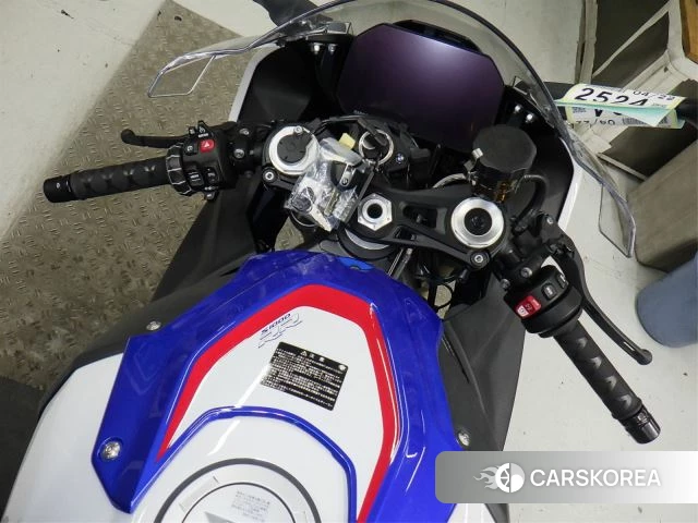 BMW S1000RR id 3946188 из Японии 9