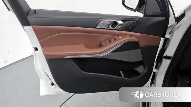 BMW X7 (G07) id 3007409 из Кореи 9