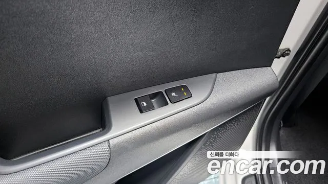 Kia Di Ol Nu Niro id 2741027 из Кореи 9