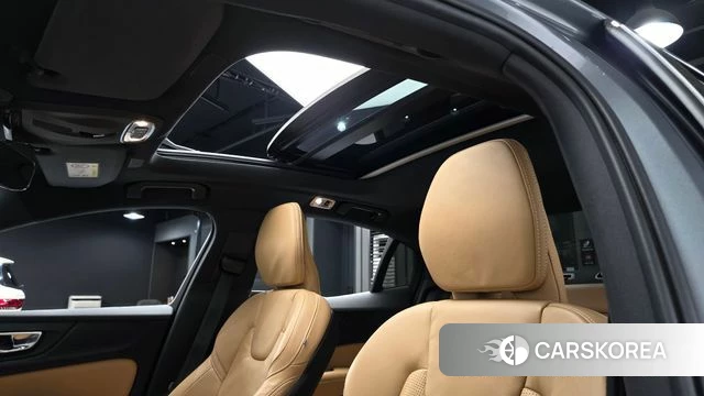 Volvo S60 3rd generation id 4018868 из Кореи 9