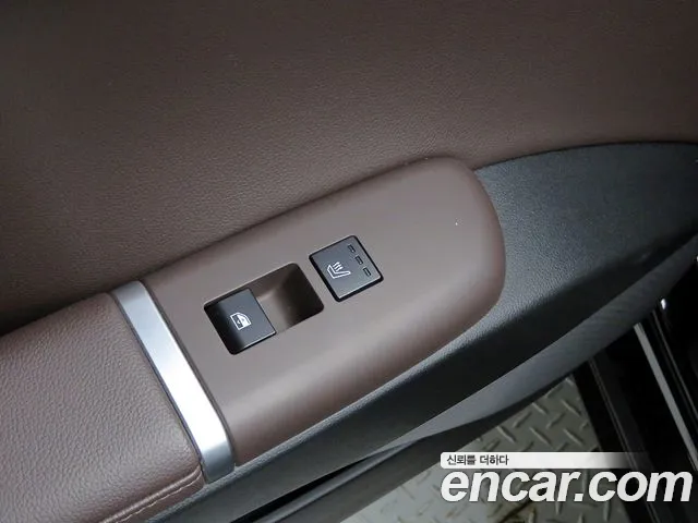 Hyundai Grandeur (GN7) id 2712368 из Кореи 9