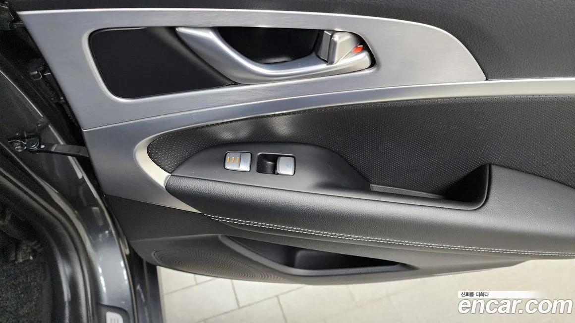 Genesis G70 id 1797552 из Кореи 9