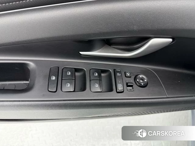 Hyundai Elantra id 4257799 из Китая 9