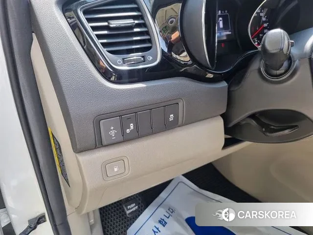 Kia All New Carnival id 2995801 из Кореи 9