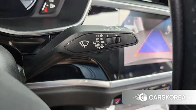 Audi Q3 (F3) id 3033541 из Кореи 9