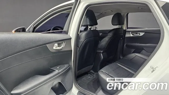 Kia Come New K3 id 2876725 из Кореи 9