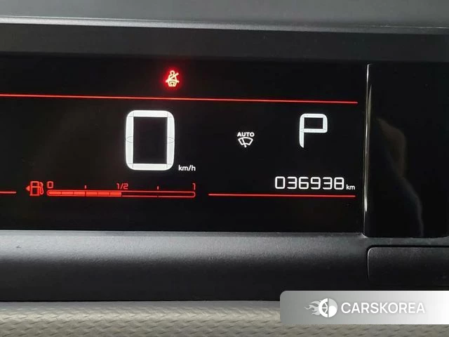Citroen / DS C4 Cactus id 4562693 из Кореи 9