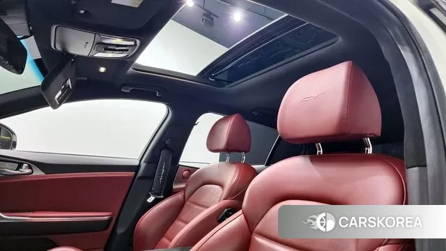 Kia Stinger id 3009046 из Кореи 9