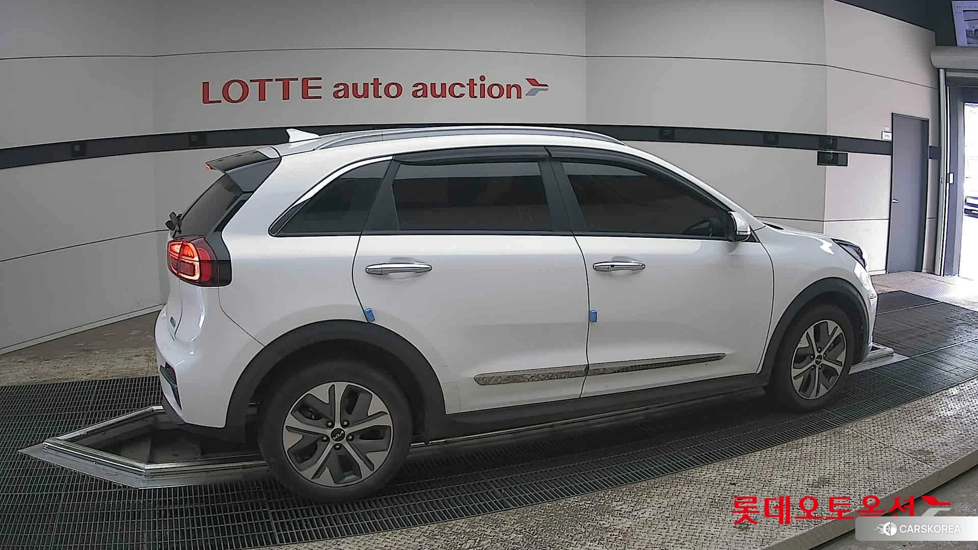 Kia Niro EV id 3888289 из Кореи 9
