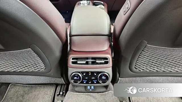 Genesis GV70 id 2939109 из Кореи 9