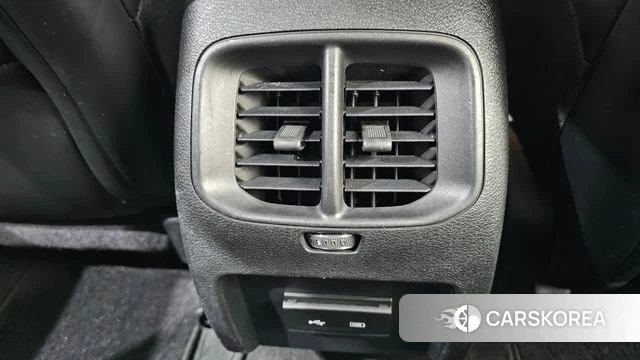 Jeep Cherokee (KL) id 3924941 из Кореи 9