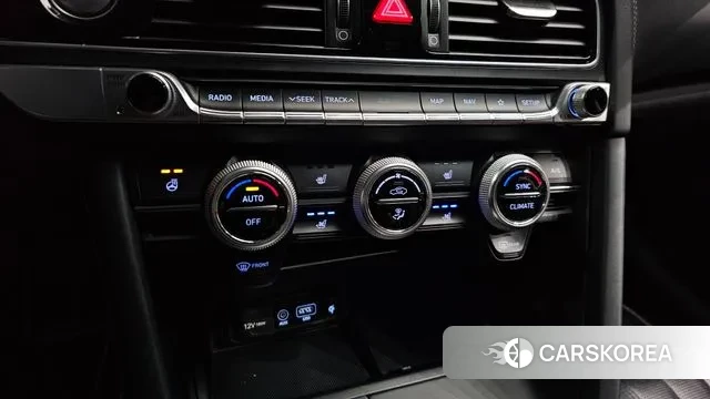 Genesis G70 id 3480418 из Кореи 9